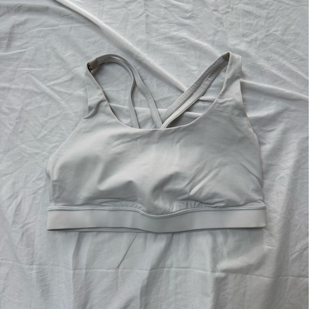Women’s sports bra Lululemon